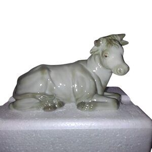 AVON Bethlehem Nativity Glazed Porcelain Ox 1994 vintage